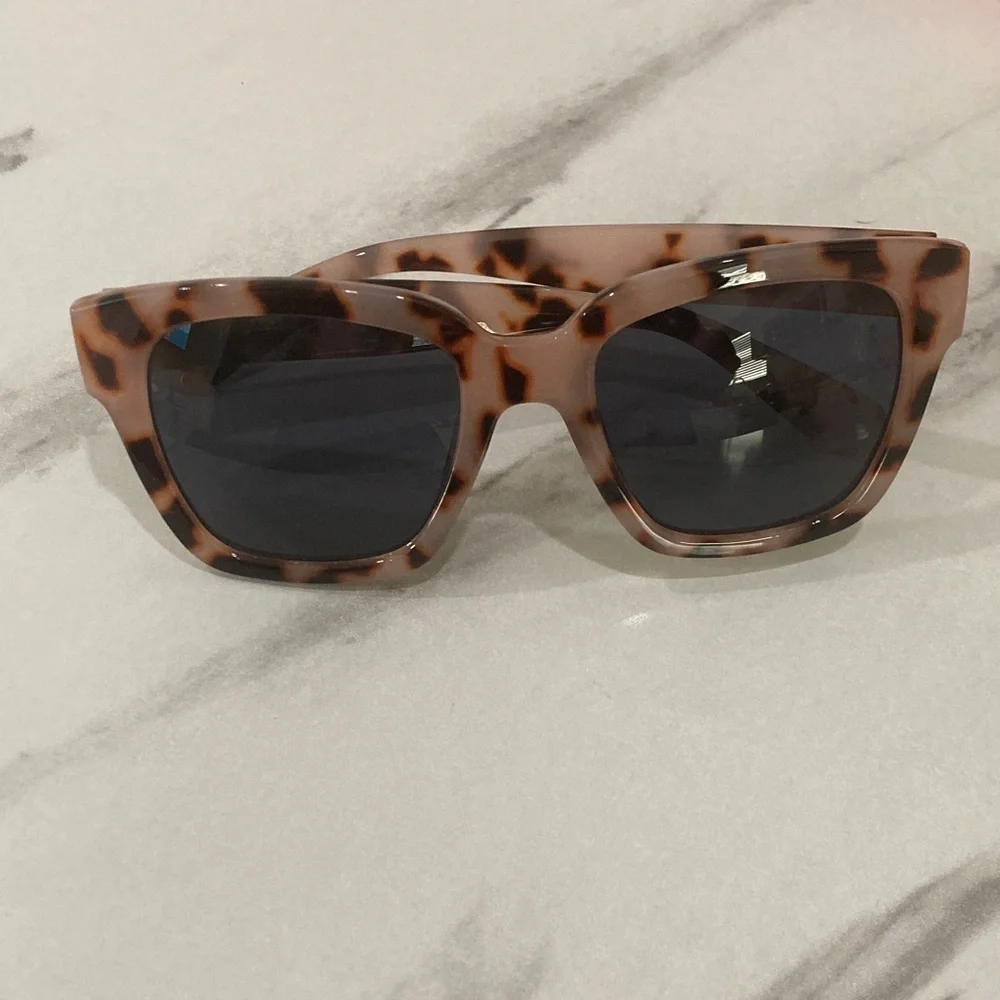 J. Crew Tortoiseshell Square Sunglasses - Brown/Black